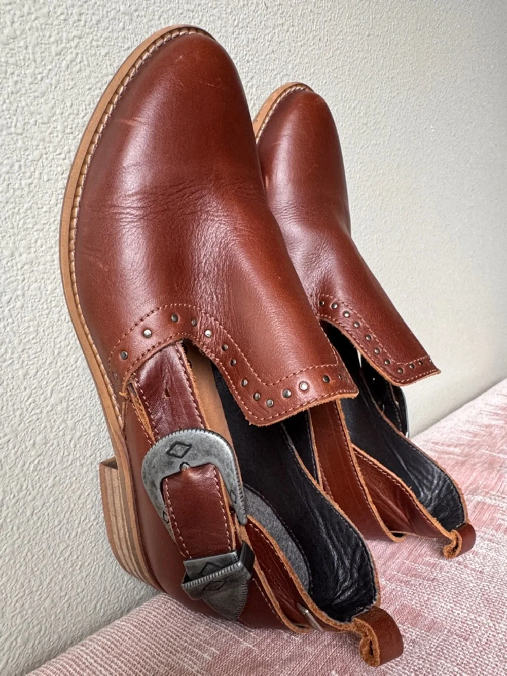 Musse & Cloud Brown Leather Buckle Ankle Booties / Shooties